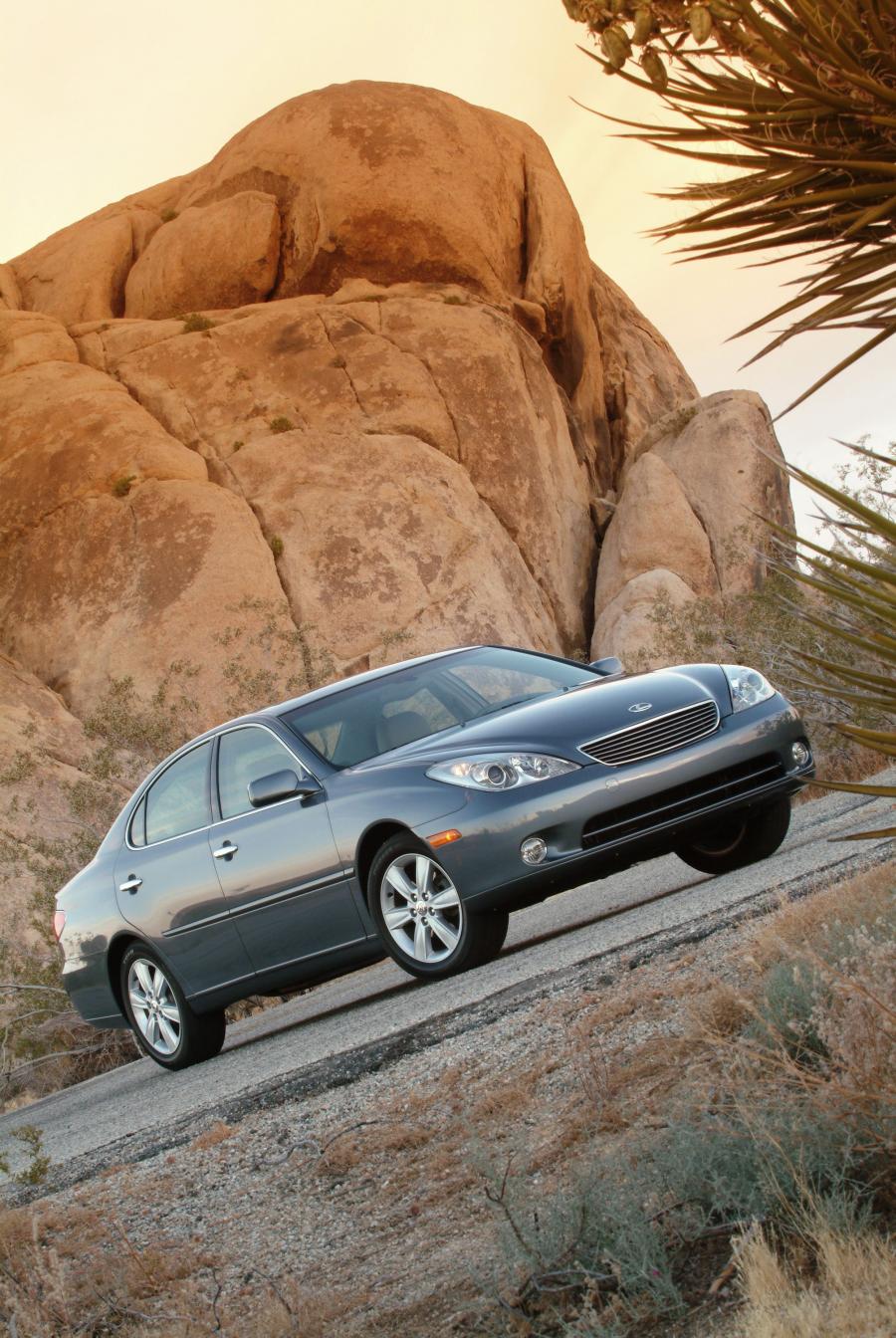  Lexus ES330 2005 года  (фото 12 из 16)